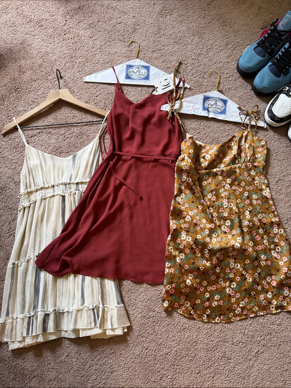 3 cute summer dresses